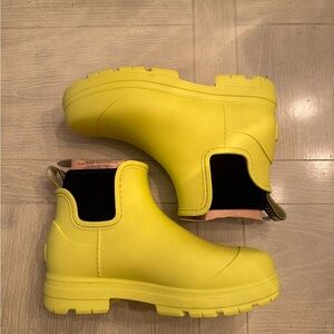 UGG Droplet Rain Boots